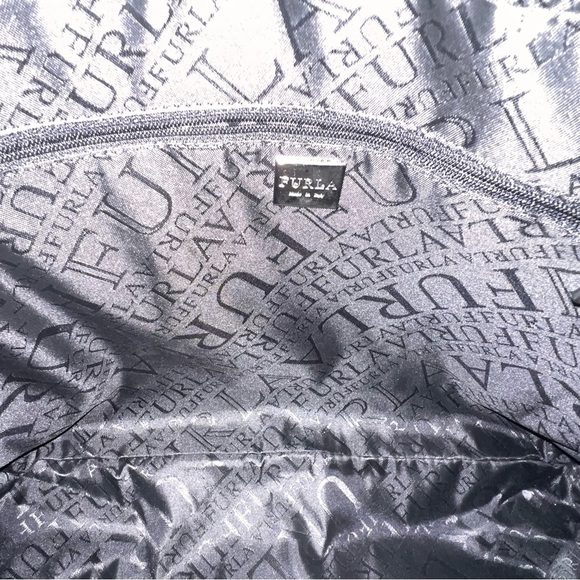 FURLA Elegant Black Leather Handbag - Picture 10 of 12